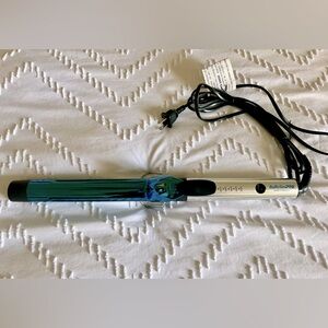 Babyliss PRO curling iron